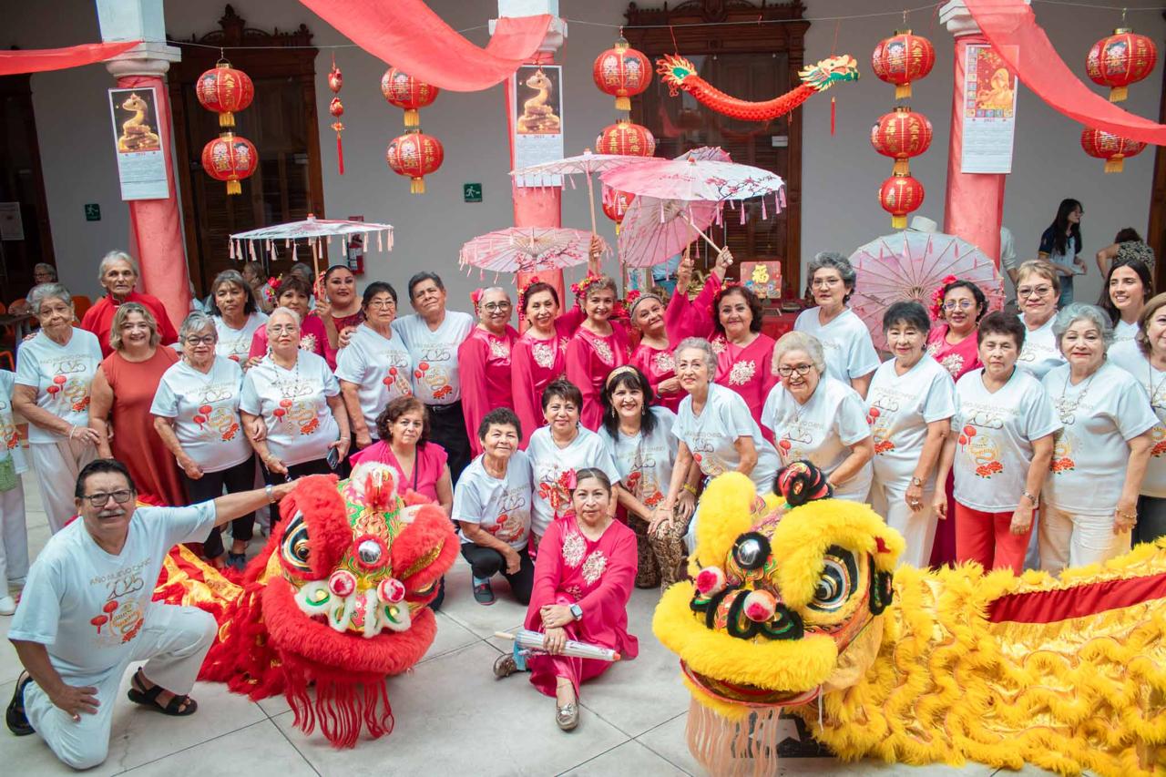 Celebran Año Nuevo Chino con actividades de bienestar para personas adultas mayores