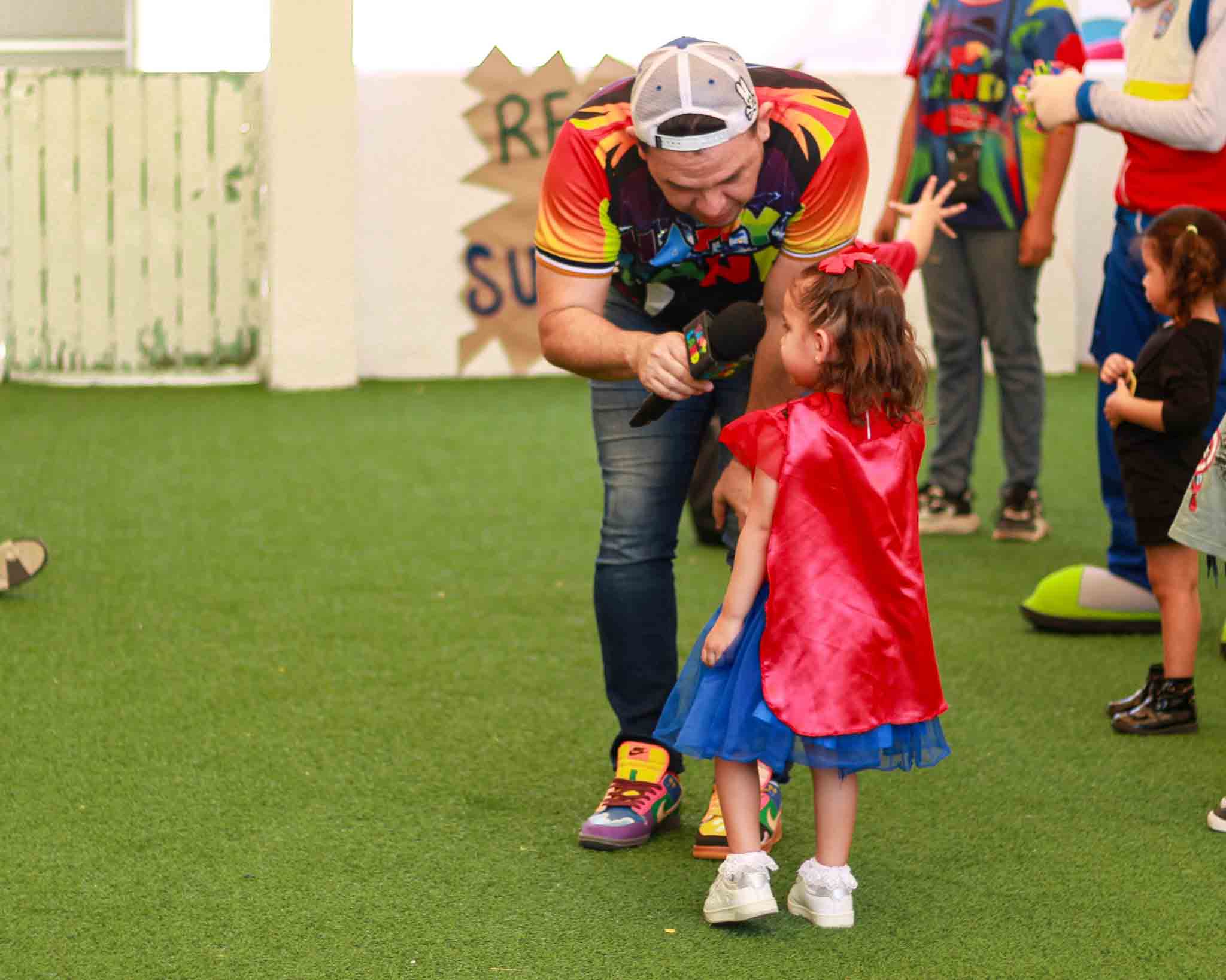 Celebración del dia de la niña y el niño en los CAI