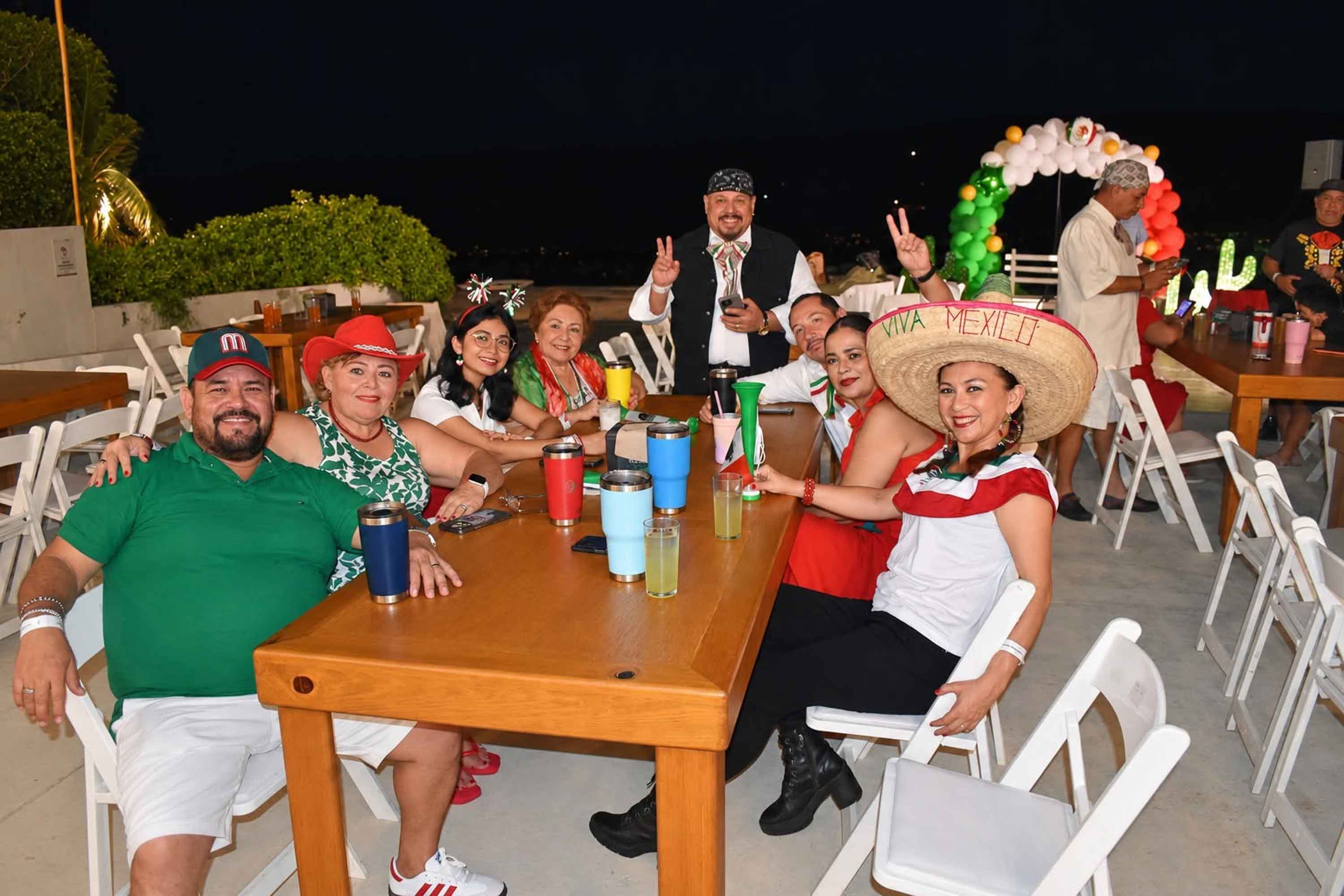 Noche Mexicana en el Hotel Costa Club
