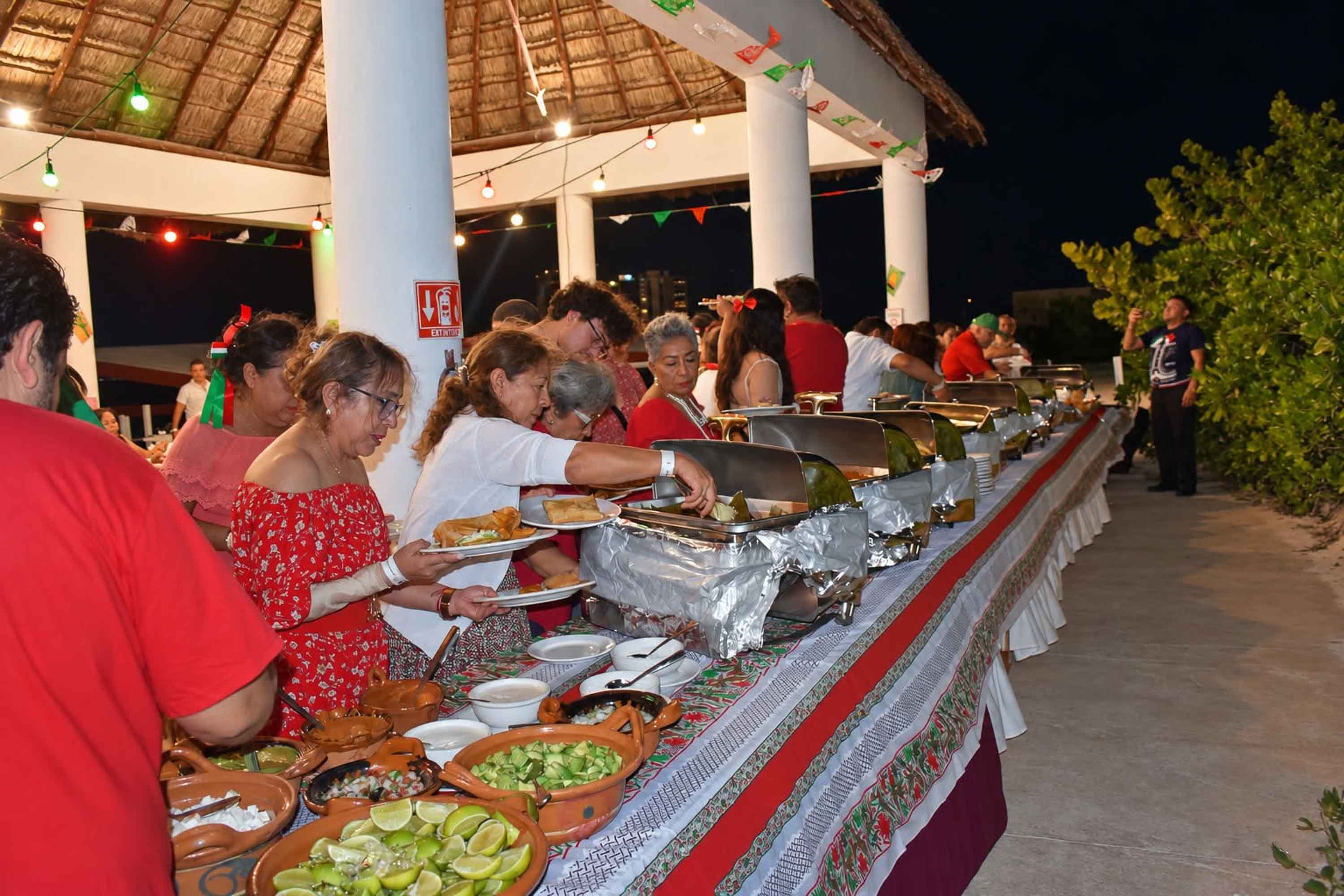 Noche Mexicana en el Hotel Costa Club