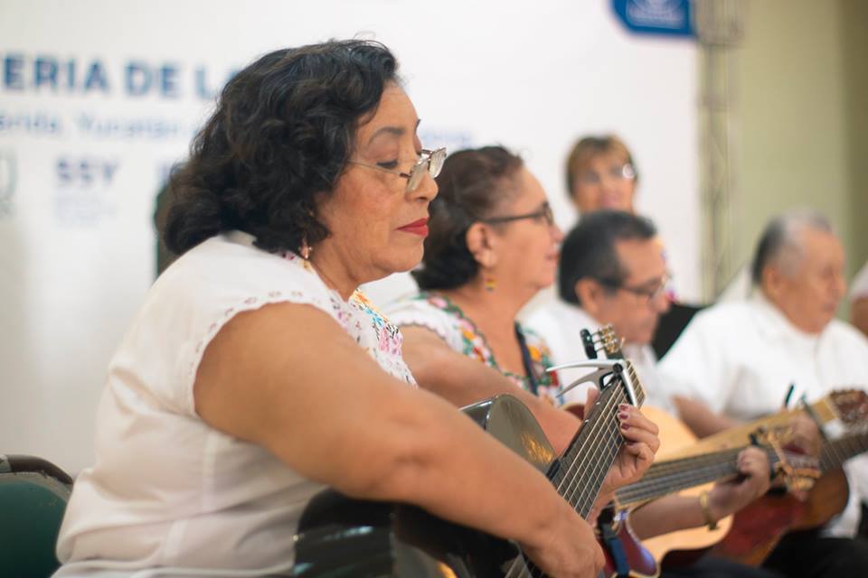 Promueve Isstey hábitos saludables en su personal